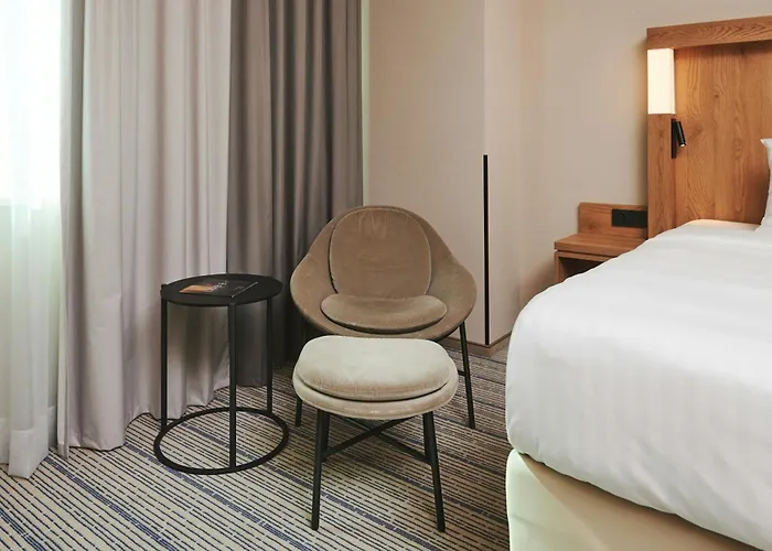 Courtyard By Marriott Warsaw Airport
